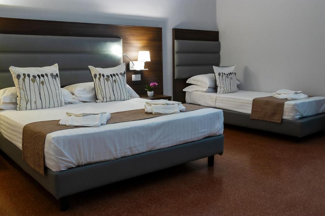 Re Vittorio De Luxe Bed and Breakfast Messina Eksteriør billede