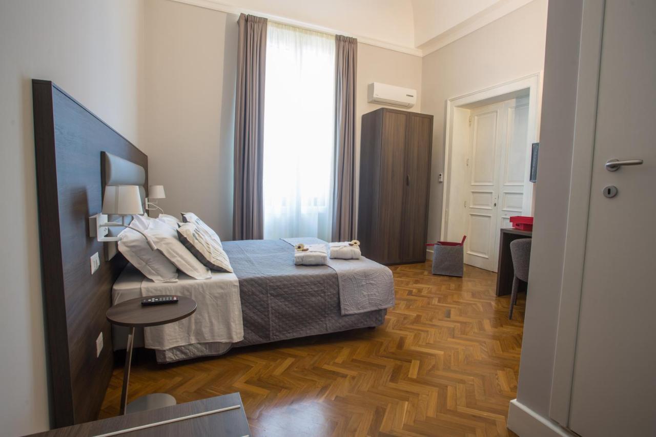 Re Vittorio De Luxe Bed and Breakfast Messina Eksteriør billede