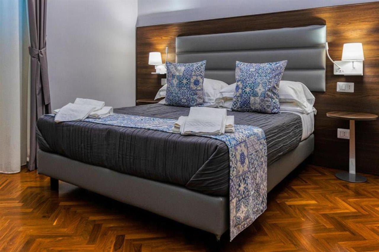Re Vittorio De Luxe Bed and Breakfast Messina Eksteriør billede